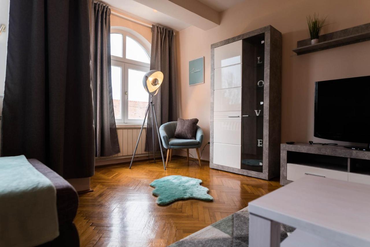Gyoengye Apartamento Szeged