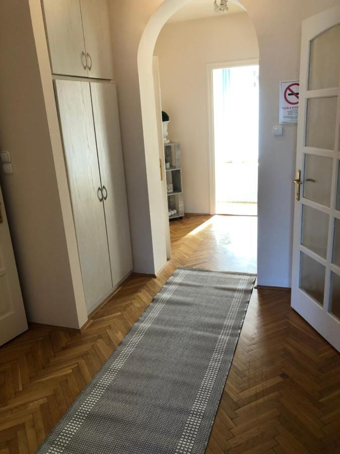 Apartment Gyoengye *